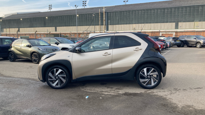 Toyota Aygo X 1.0 VVT-i Edge 5dr Petrol Hatchback